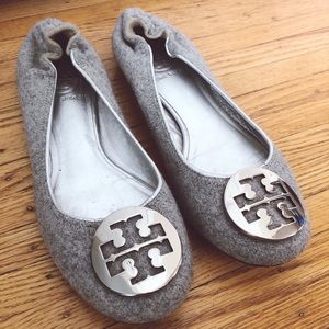 🎀 Tory Burch Reva Flats 🎀 Size 6